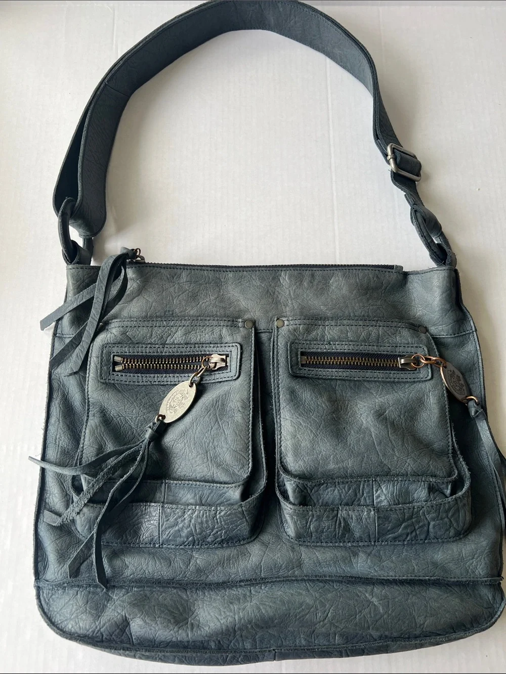 Juicy Couture vintage blue cowhide leather shoulder bag Y2K Indie aesthetic